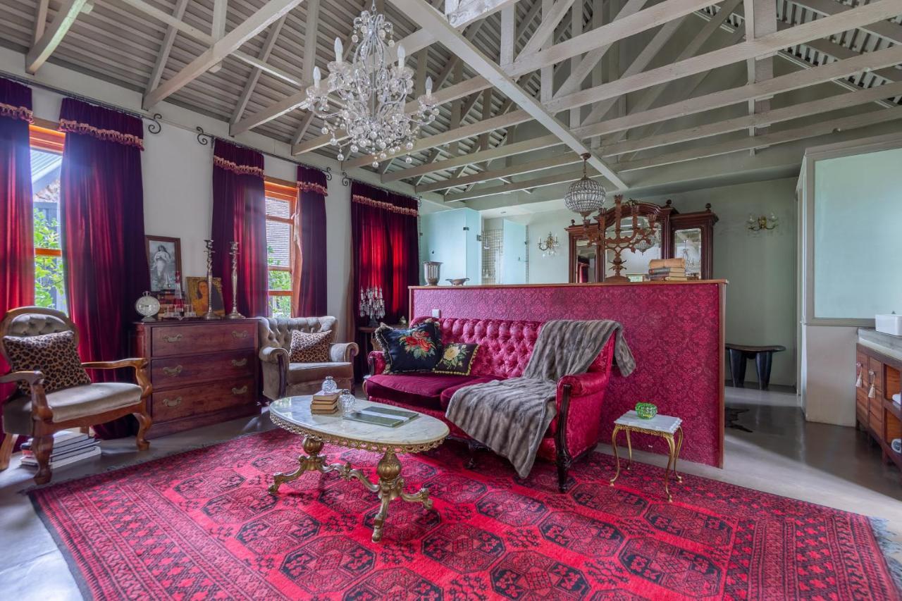 Festina Lente Guesthouse Йоханесбург Екстериор снимка