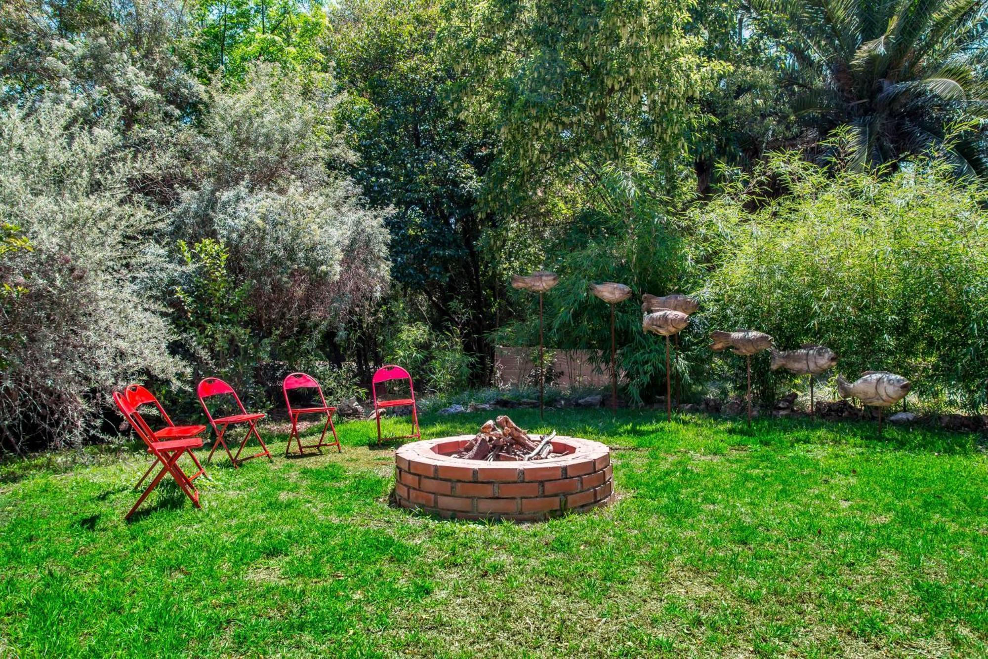 Festina Lente Guesthouse Йоханесбург Екстериор снимка