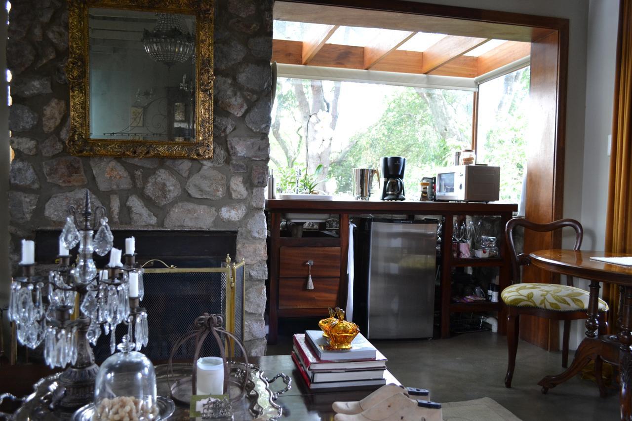 Festina Lente Guesthouse Йоханесбург Екстериор снимка
