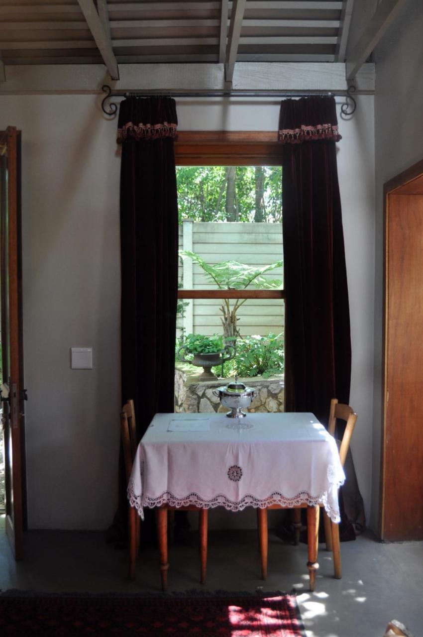 Festina Lente Guesthouse Йоханесбург Екстериор снимка